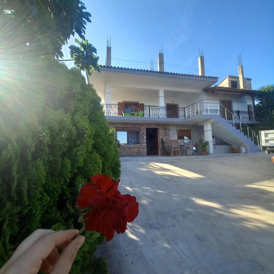 Vila Pasha Sarandë Exterior foto